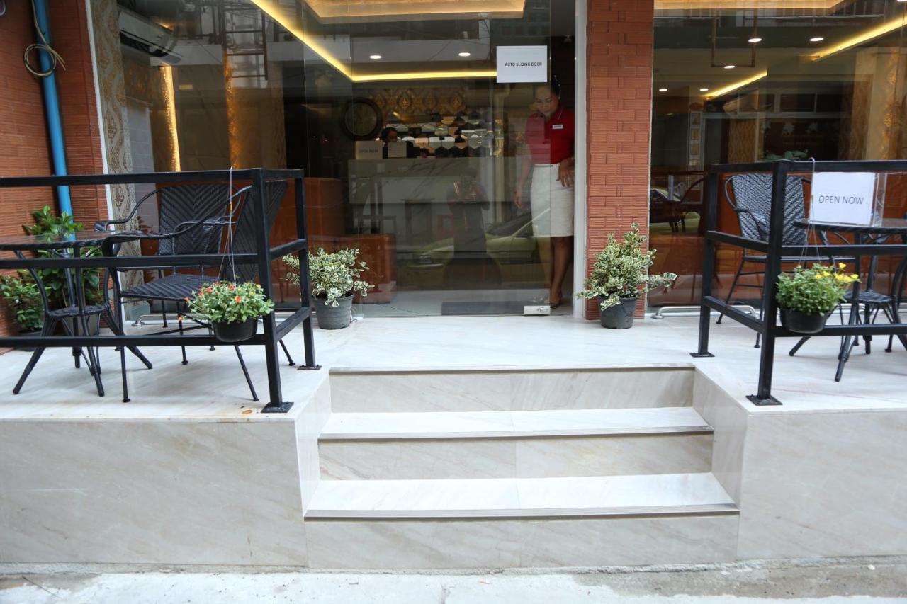 Rose Nana Hotel Bangkok Exterior foto